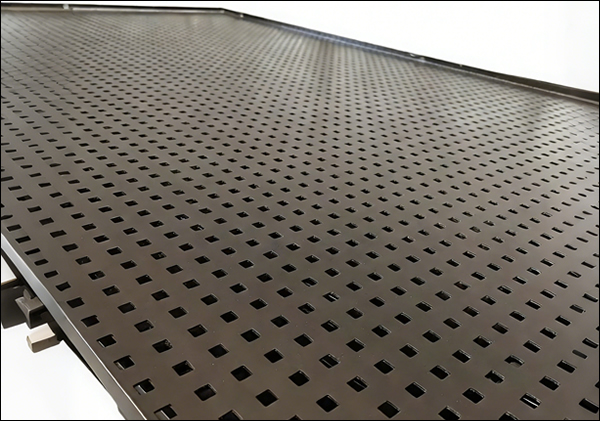 Square hole perforated sheet